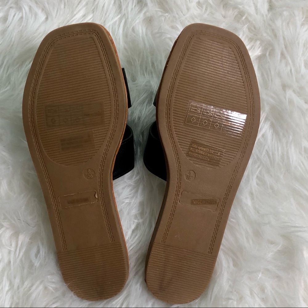 NEW! H cut out wide band flat slide sandals 🖤 - Picture 4 of 4